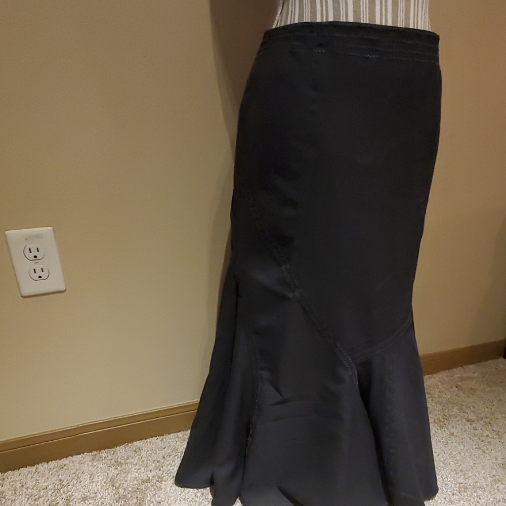 Larry Levine skirt